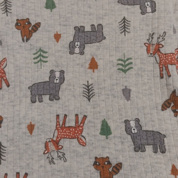 3 Short Sleeve Bodysuits - Picture 14 of 17